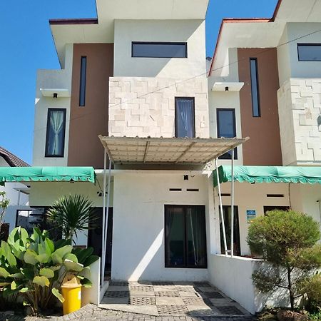 Villa Estetik Di Malang Exterior foto